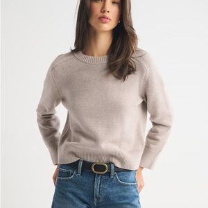 Abercrombie & Fitch Women's Light Beige Crew Neck Sweater